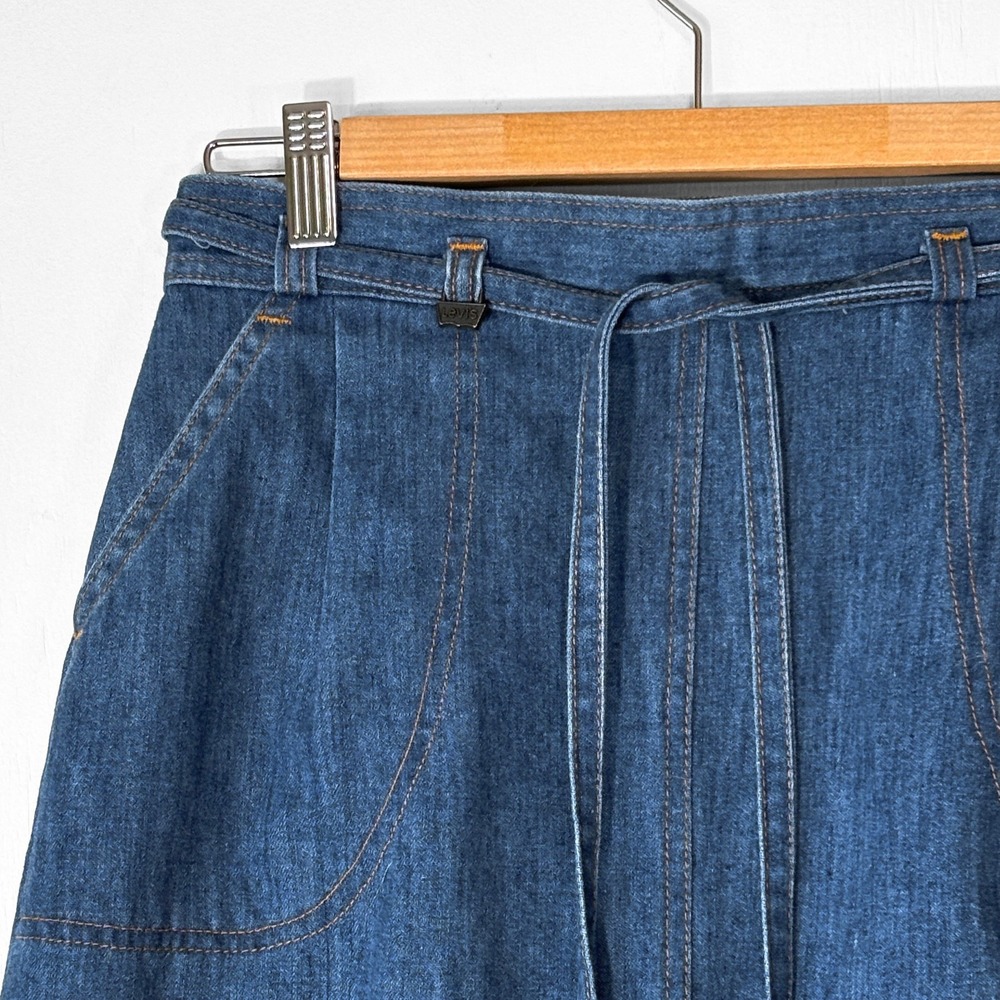 VTG 70s Levis Denim Wrap Skirt Sz M Wash A-Line Midi Tie Waist Western Retro - Picture 4 of 7